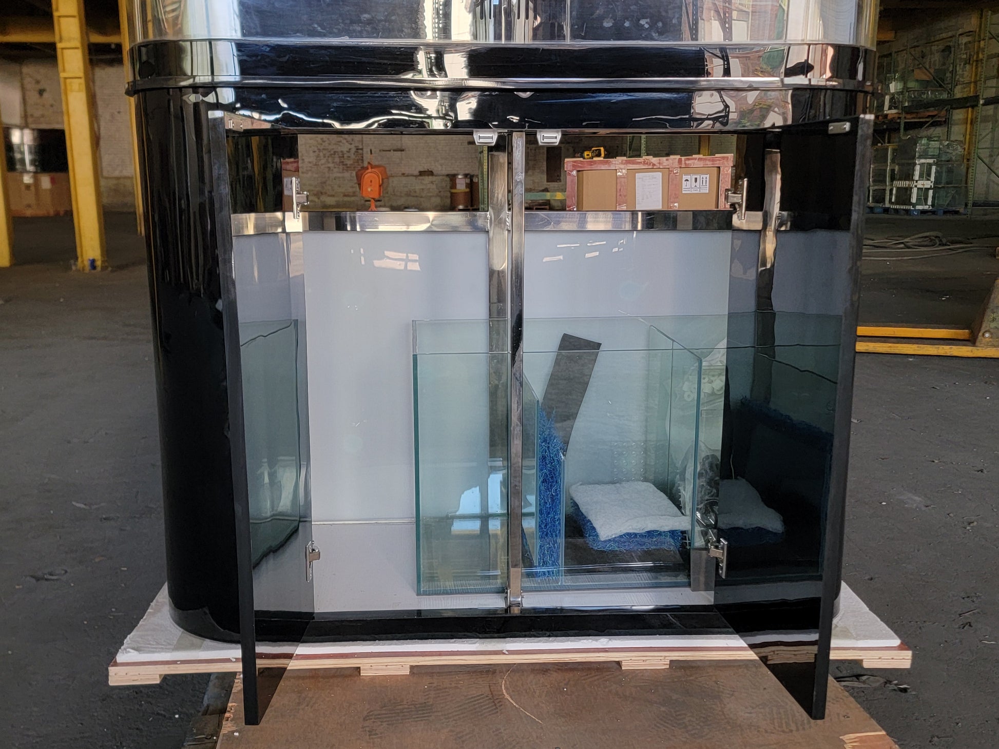 120g Curved Panoramic Flat Bowfront Glass Reef-Ready Aquarium in Gloss