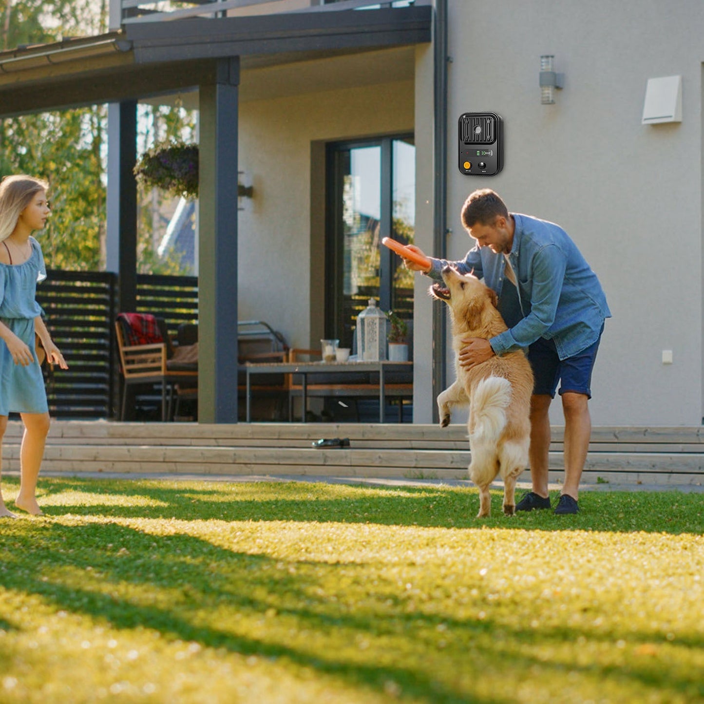 Ultrasonic Anti-Barking Device Rechargeable Auto Dog Bark Control Deterrent Box Training Device IPX4 Waterproof with 3 Frequency Max 32.8Feet Sensing