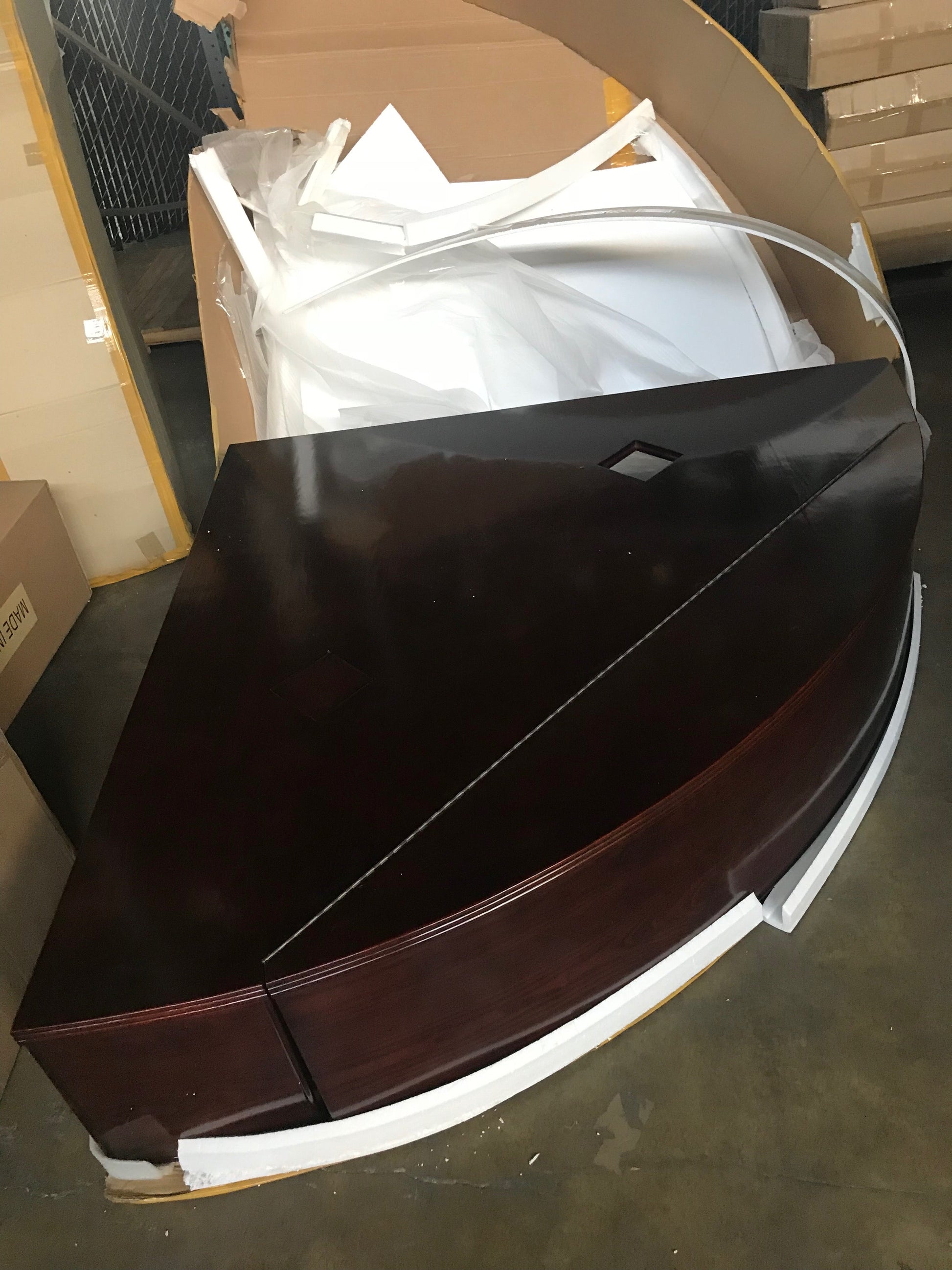 440 Gallon Glass Corner Reef-Ready Aquarium in Rose Cherry