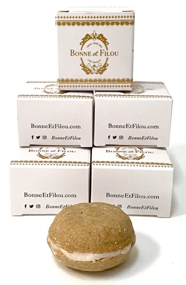 40 Count Dog Macaron Treats Gift Box - Image 9