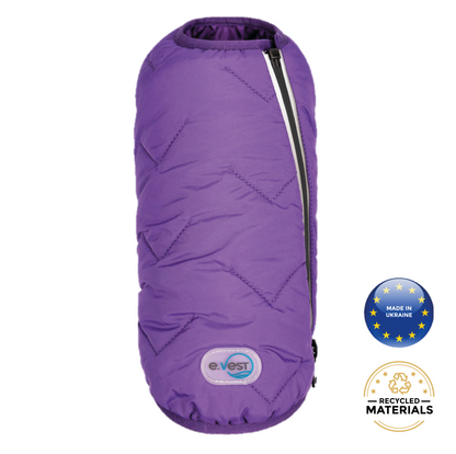 Purple sleeping bag with 'evest' branding and sustainability badges on a white background
