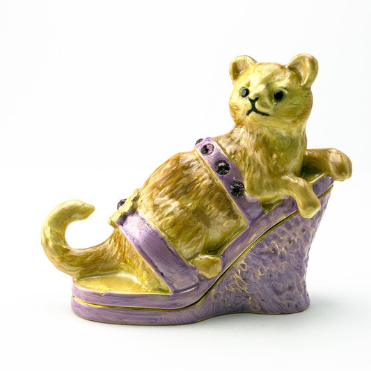 Cat-shaped container with a purple base on a white background