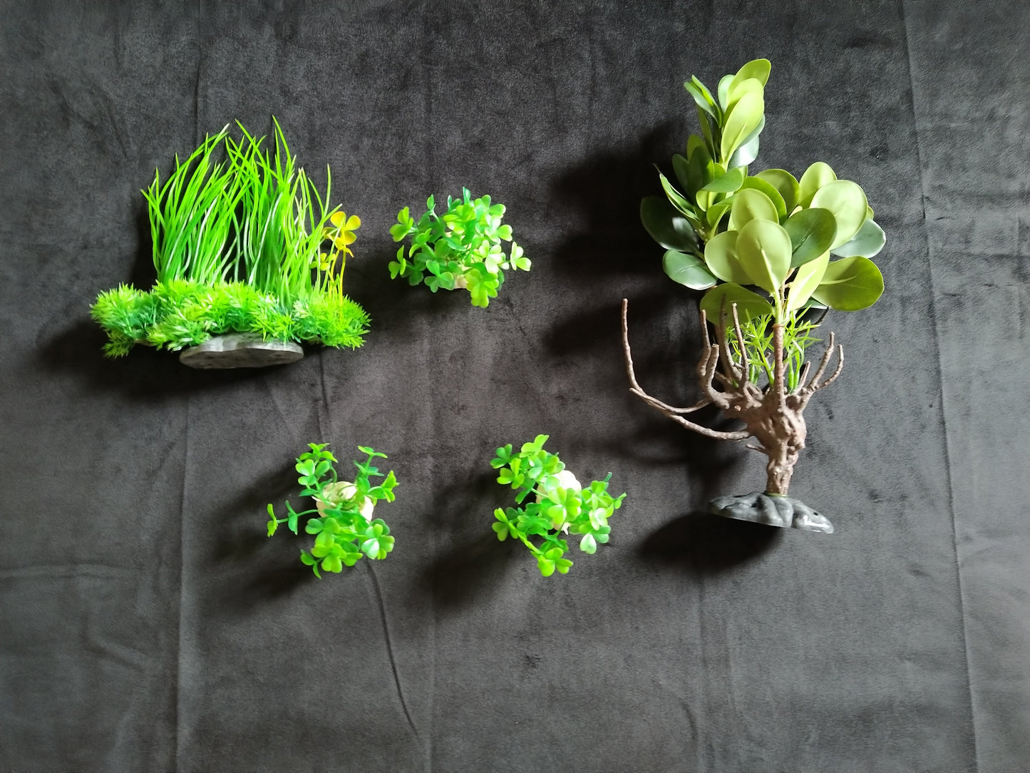 Premium Artificial Aquarium Plant Package for Fish Tank, 20 -40 Gallon