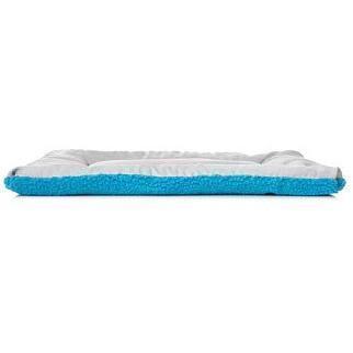 Rectangular cleaning pad with blue edge on a white background