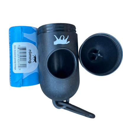 Black plastic container with a blue package labeled 'roaming' on a transparent background